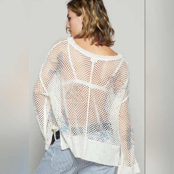 #677 POL Star Print Long Sleeve Sweater Top - Picture 4 of 5